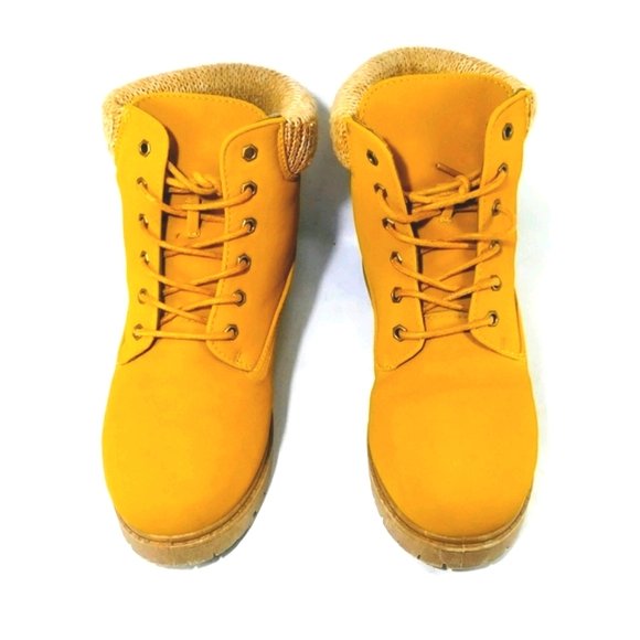 Rouge ankle boots 😍 - Picture 2 of 14